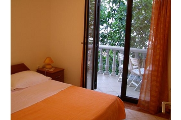 Croatia Privát Okrug Donji, Exterior